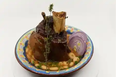 Mancaruri traditionale / Traditional dishes