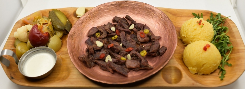 Pastramă de berbec la tigaie