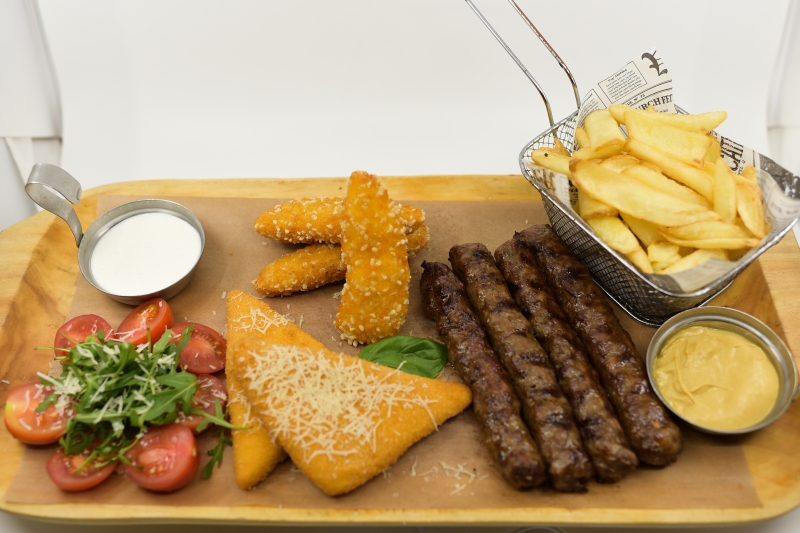 Platoul hoinarului / The wanderer's plateau