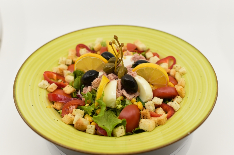 Salată cu ton / Tuna salad